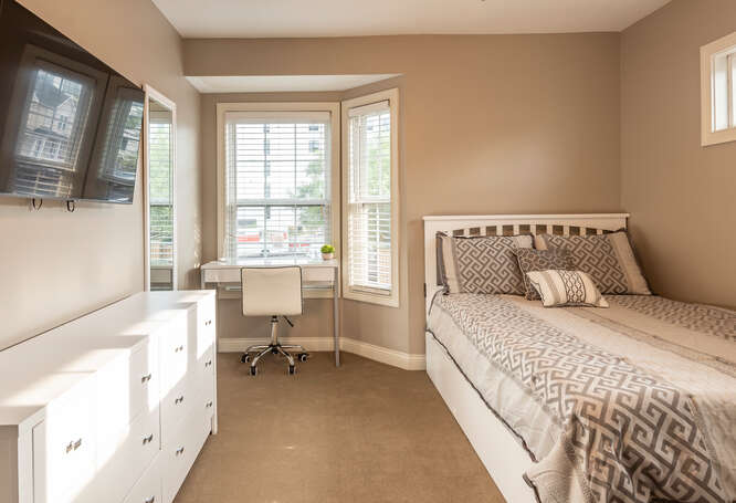 1751 N Washington Street-small-015-003-Bedroom 1 En Suite-666x456-72dpi